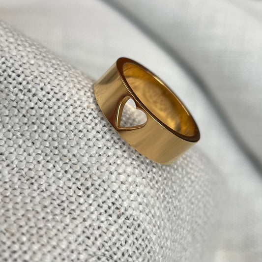 Peek-a-Boo Ring