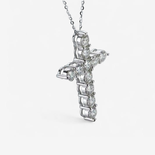 1.1ct Classic Cross Hálsmen