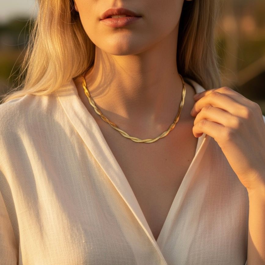 Weave Necklace