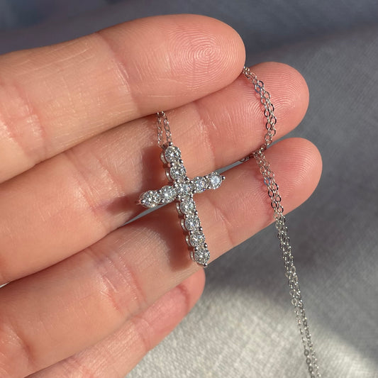 1.1ct Classic Cross Necklace