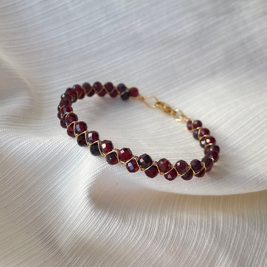 Parisienne Garnet Bracelet