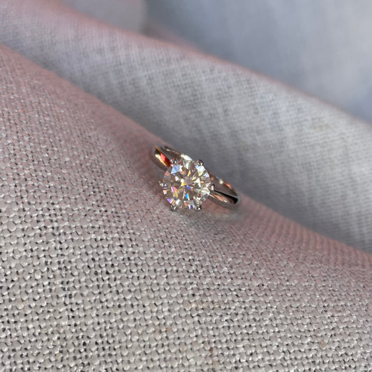 2ct Solitaire Ring