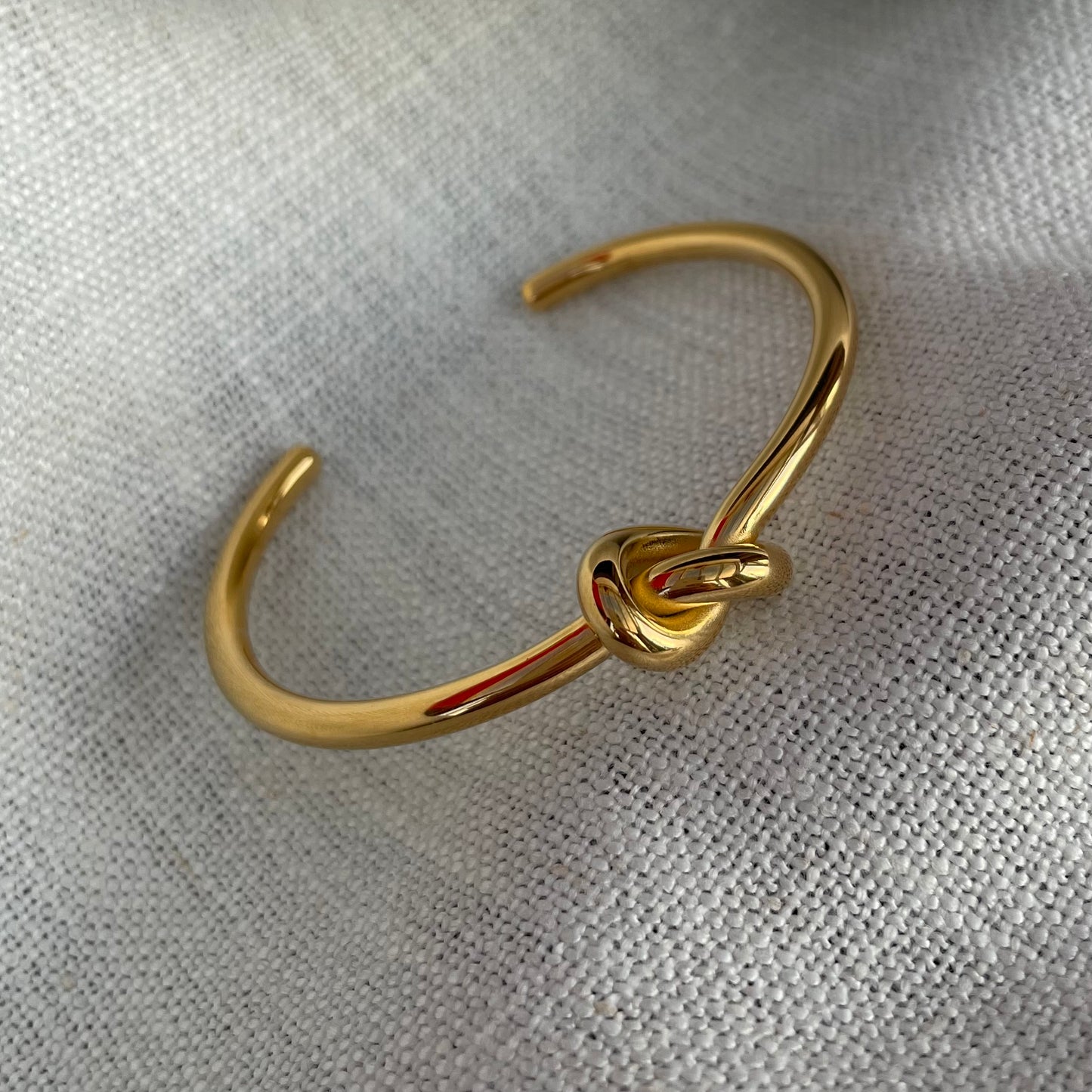 Knot Cuff